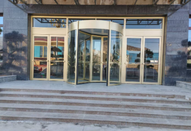 庆阳旋转门的旋转速度应该是多少？